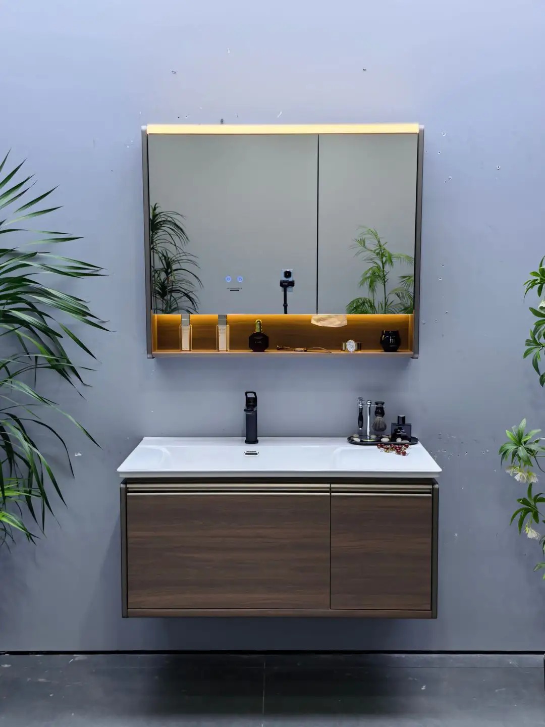 S612 bathroom vanity